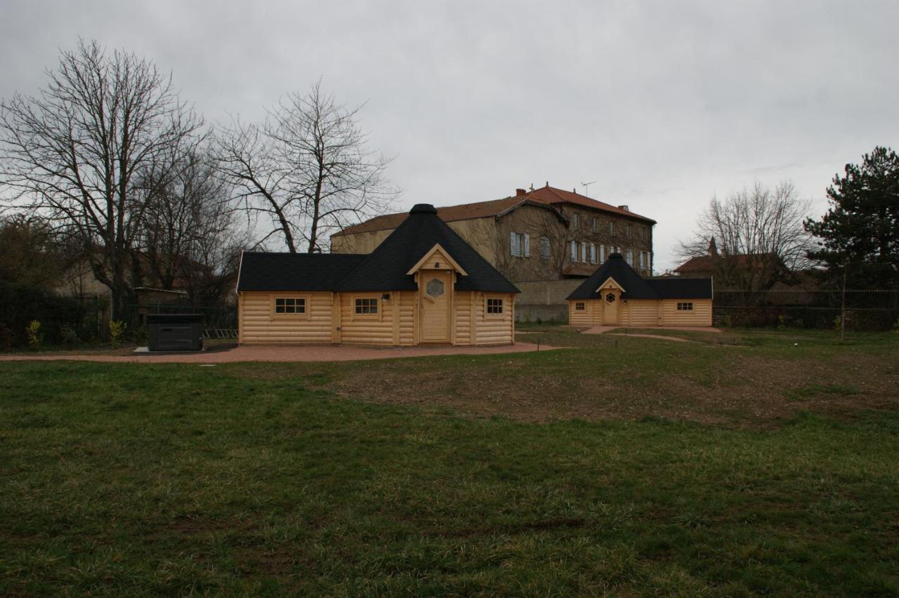 Pradines  Les Cabanes Du Grand Nord מראה חיצוני תמונה
